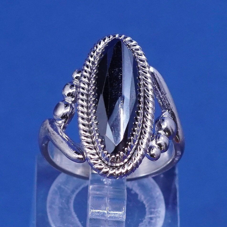 sz 5.5, Wheeler Jewelry Co Sterling 925 silver w/ hematite ring Native American