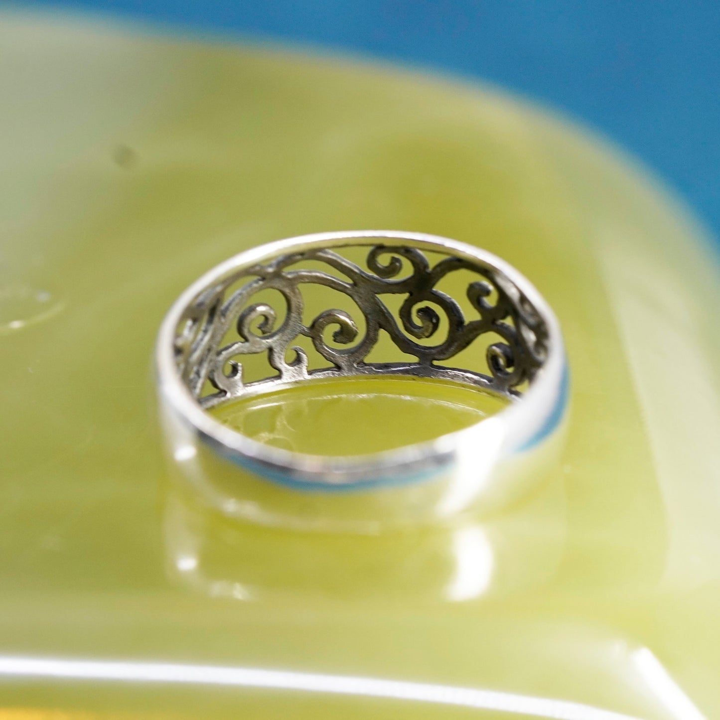 Size 9, vintage Sterling silver handmade ring, 925 filigree swirly band
