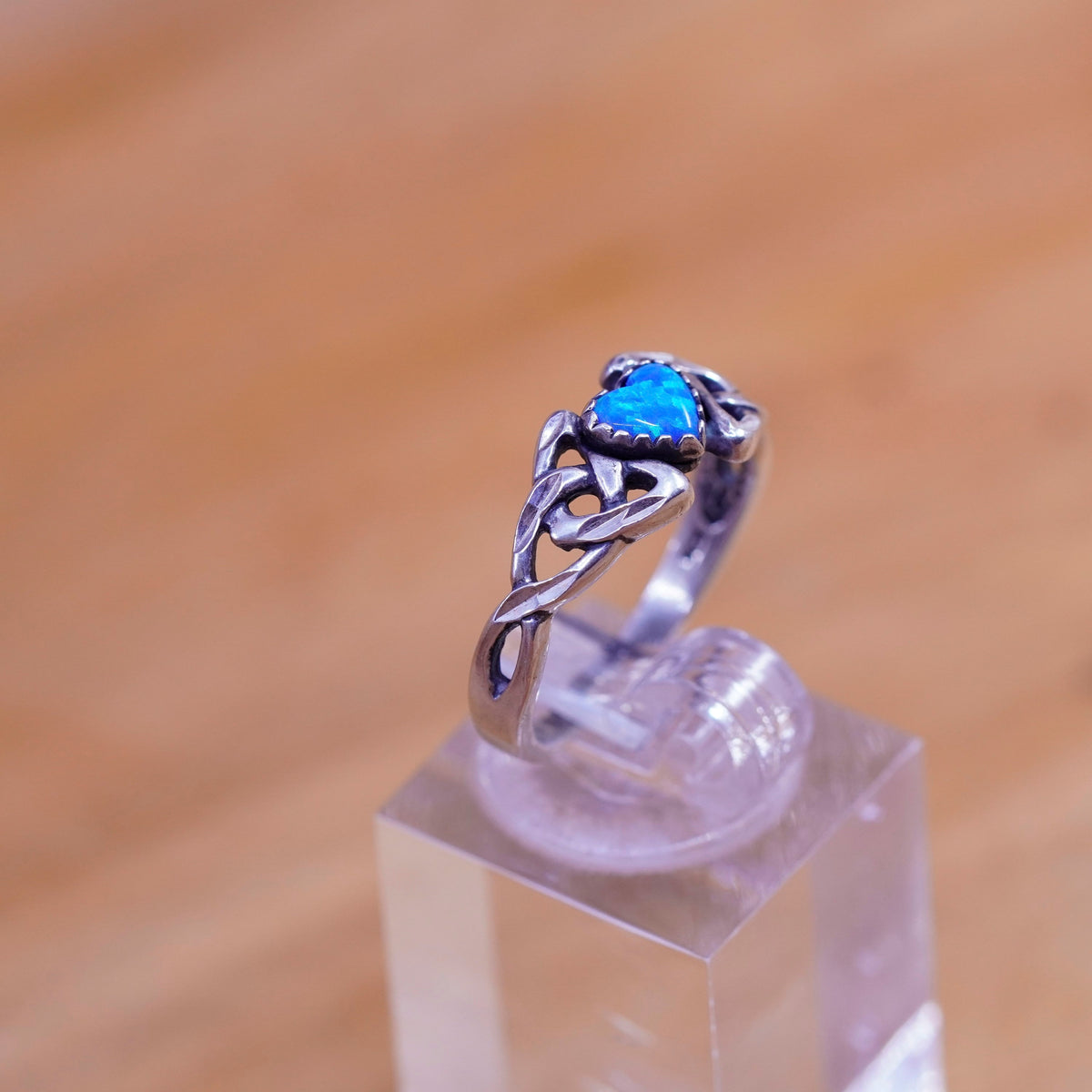 Size 7, sterling 925 silver with holding heart, Irish claddagh ring with opal