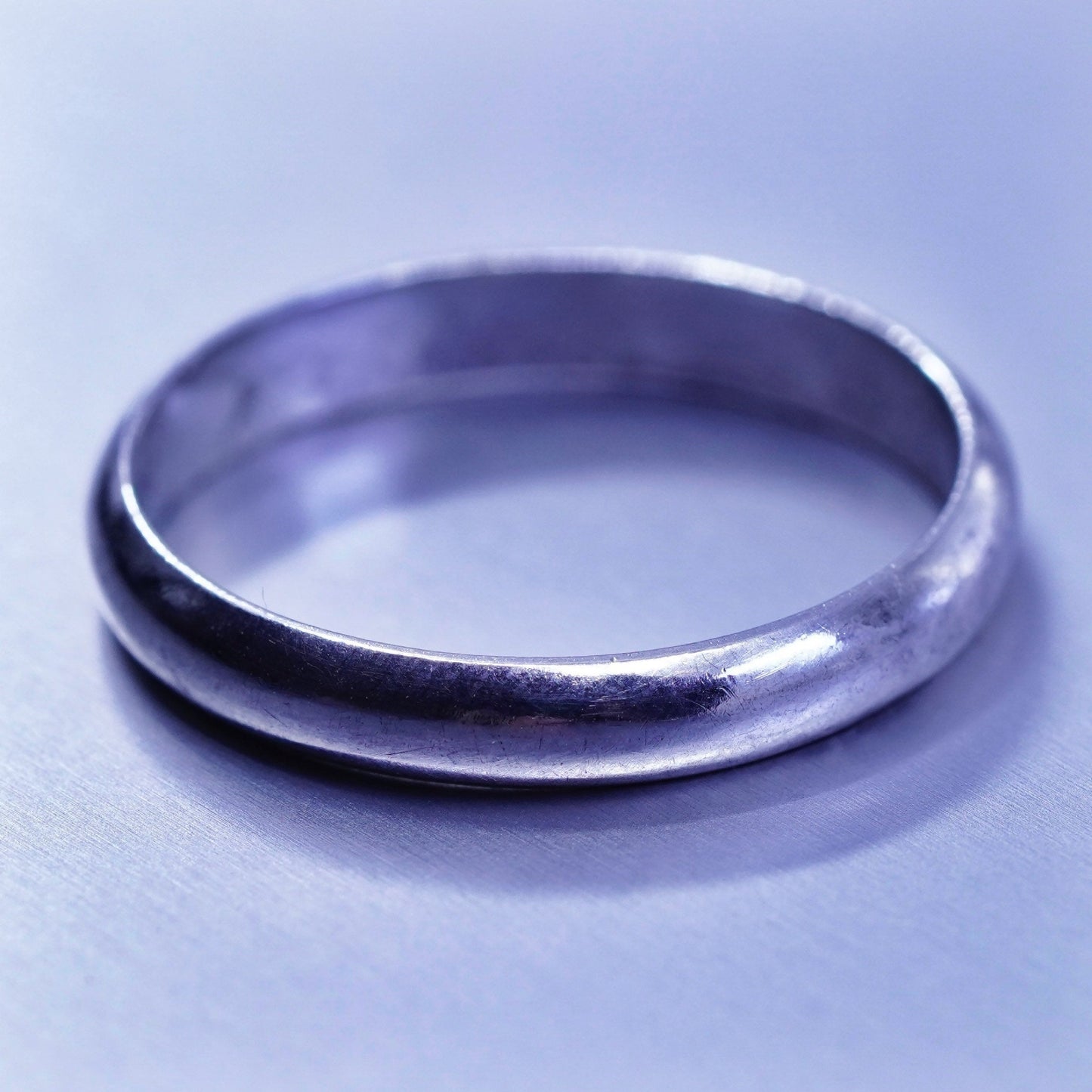 Size 7, vintage southwestern Sterling 925 silver wedding ring, band