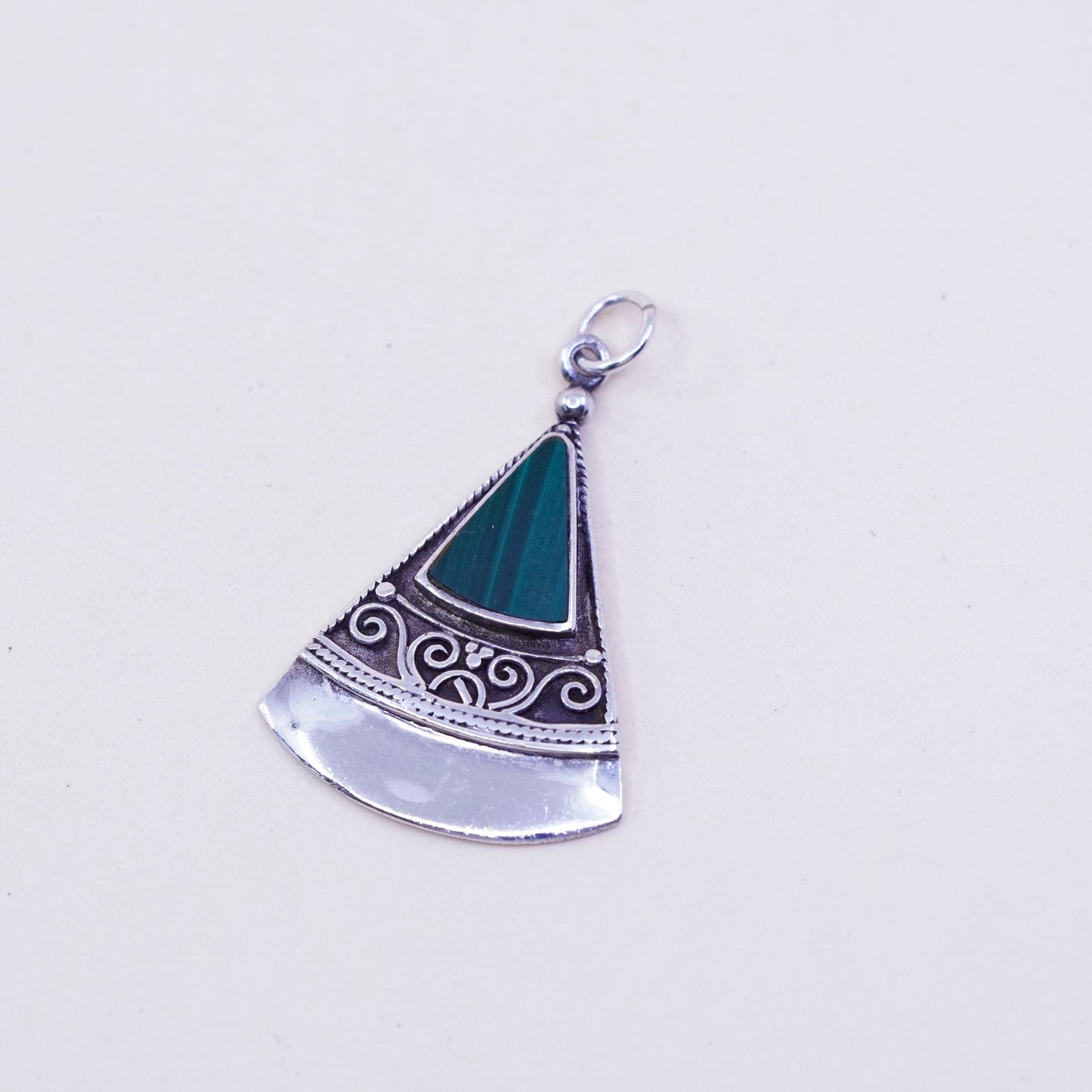 Vintage Mexico sterling 925 silver handmade pendant with malachite