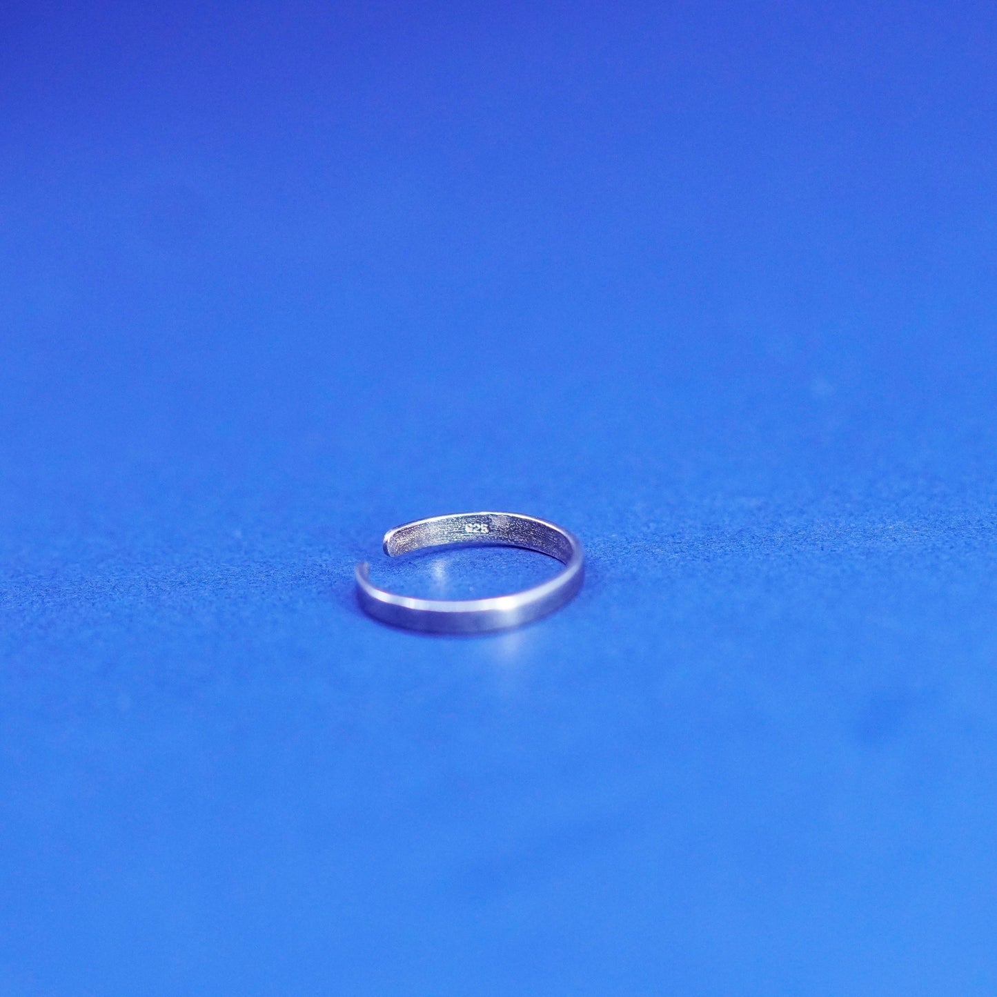 Size 2.5, vintage Sterling silver handmade ring, 925 pinky band