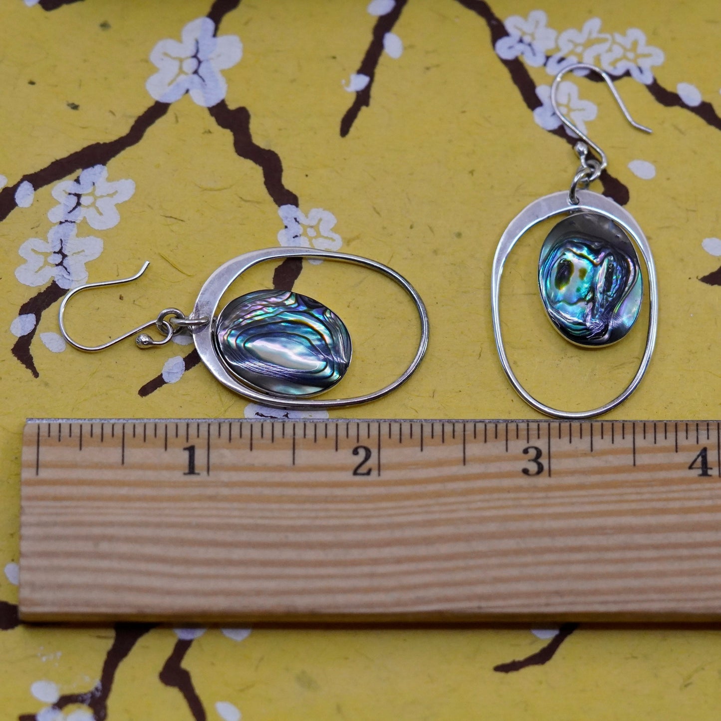 Vintage Sterling 925 silver handmade earrings with oval abalone
