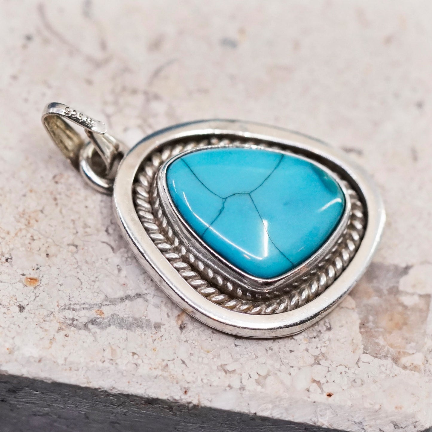 vtg Native American navajo Sterling 925 silver handmade pendant with turquoise