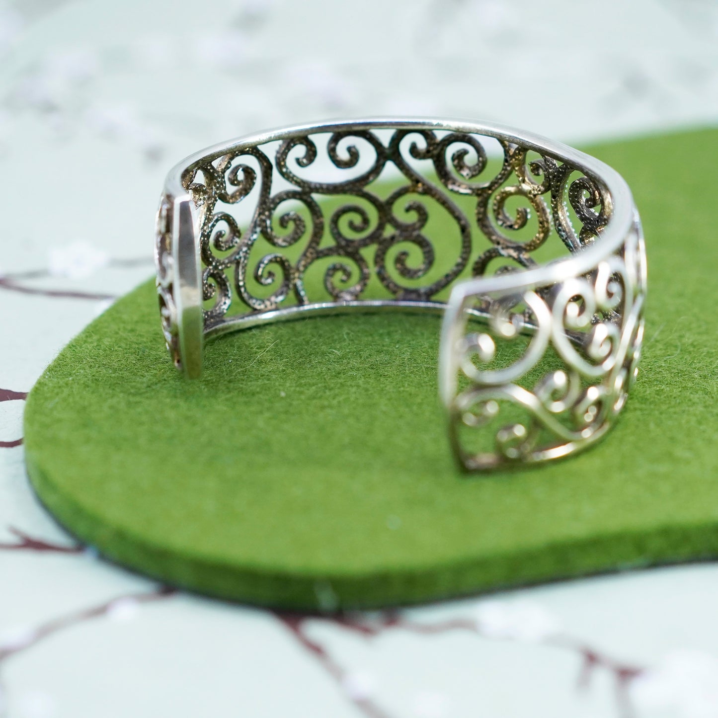 6.75”, southwestern Sterling silver bracelet handmade filigree 925 cuff diamond