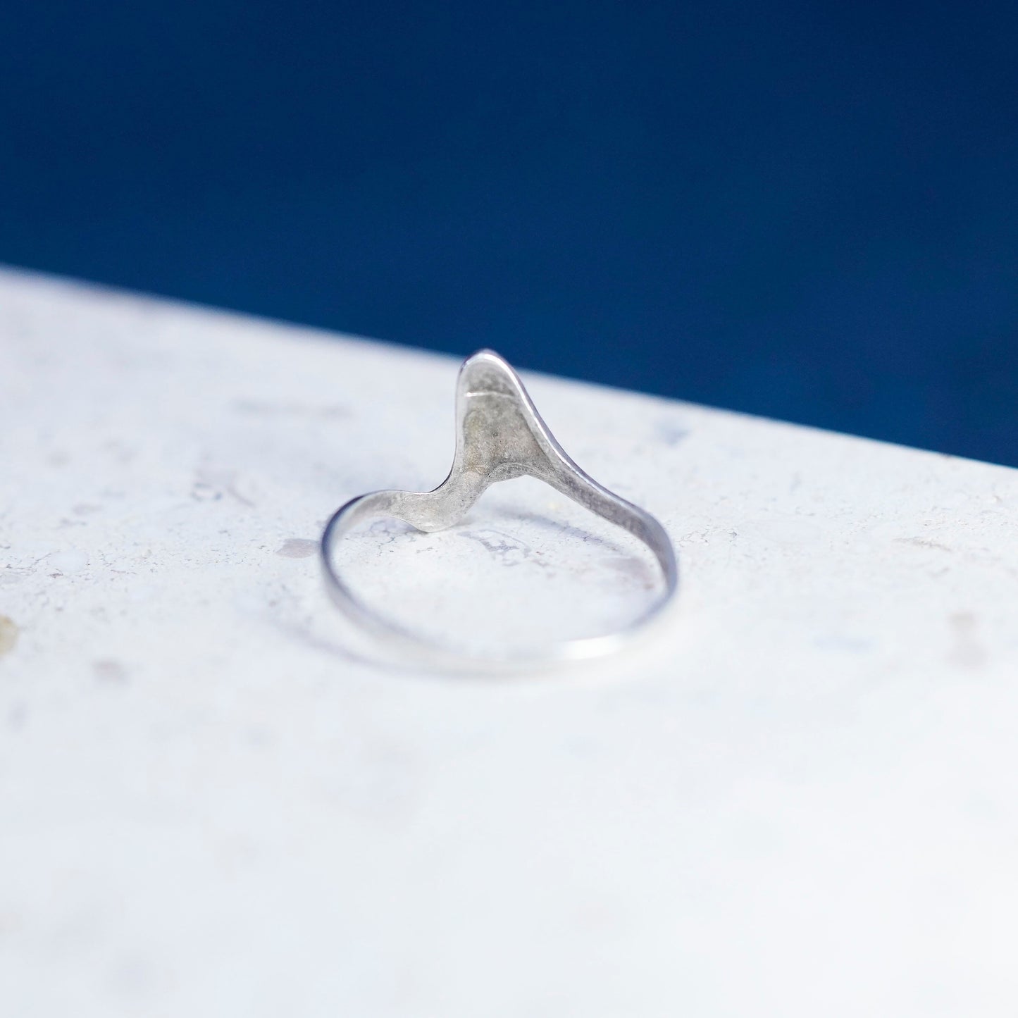 Size 7.25, VTG minimalist, simple Sterling 925 silver handmade wavy ring band