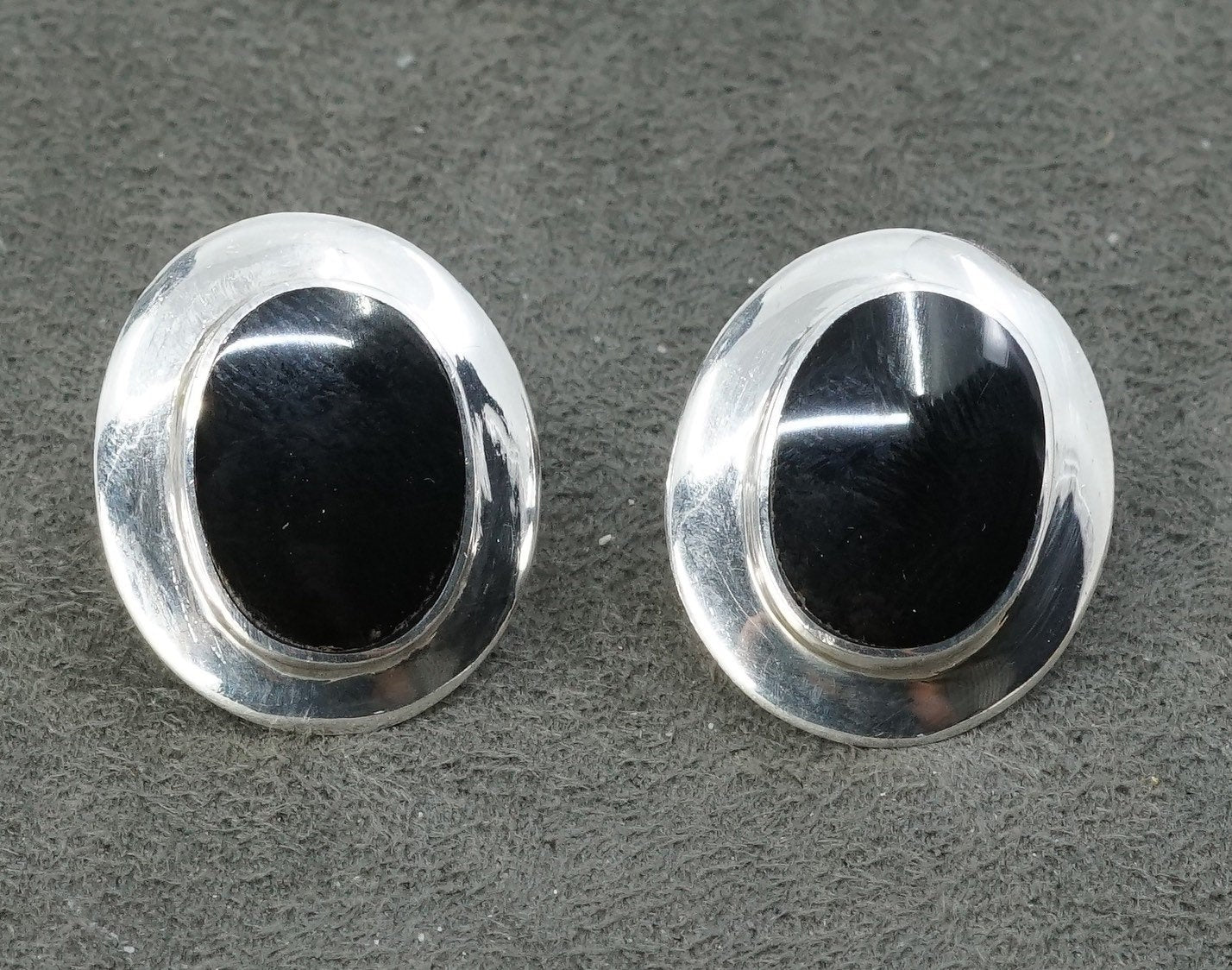 Vintage CW Sterling silver handmade earrings, 925 w/ oval obsidian inlay, studs