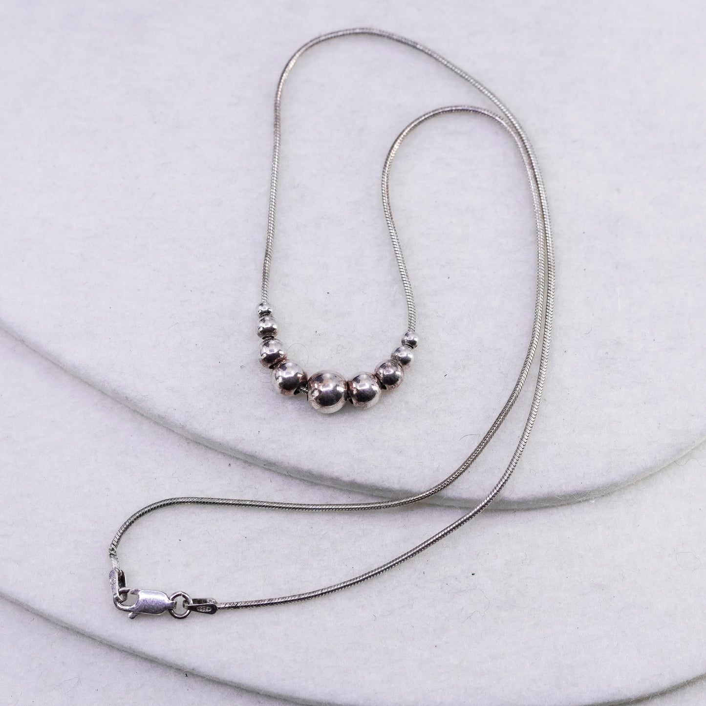 18”, VTG Sterling 925 silver handmade snake necklace graduated beads pendant