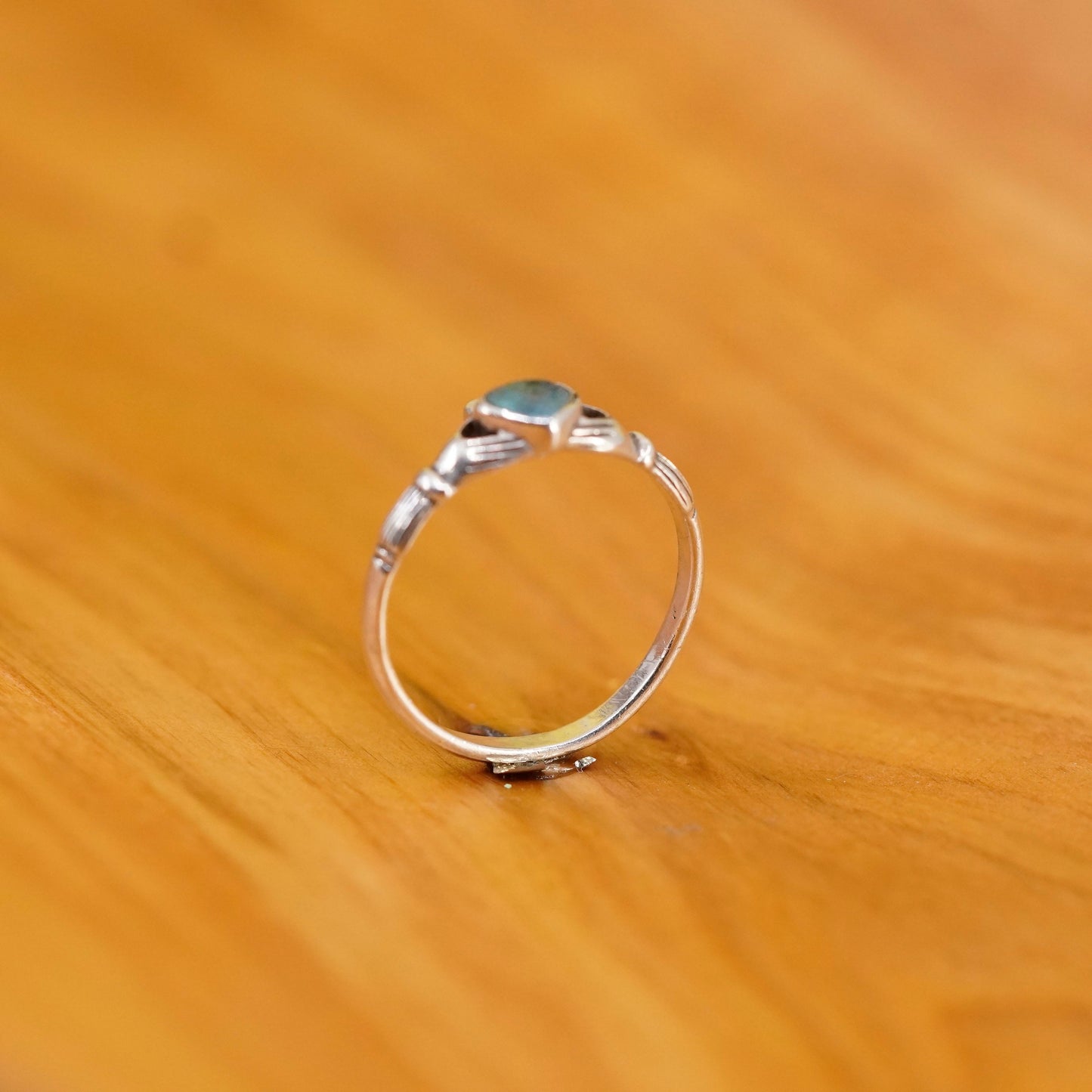 Size 8.75, Solvar sterling silver claddagh ring, holding topaz heart 925 band