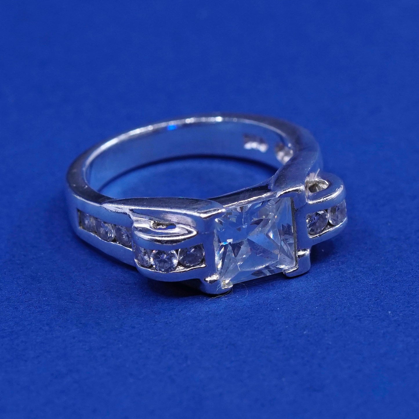 Size 7, vintage Sterling silver engagement ring, 925 band w/ clear