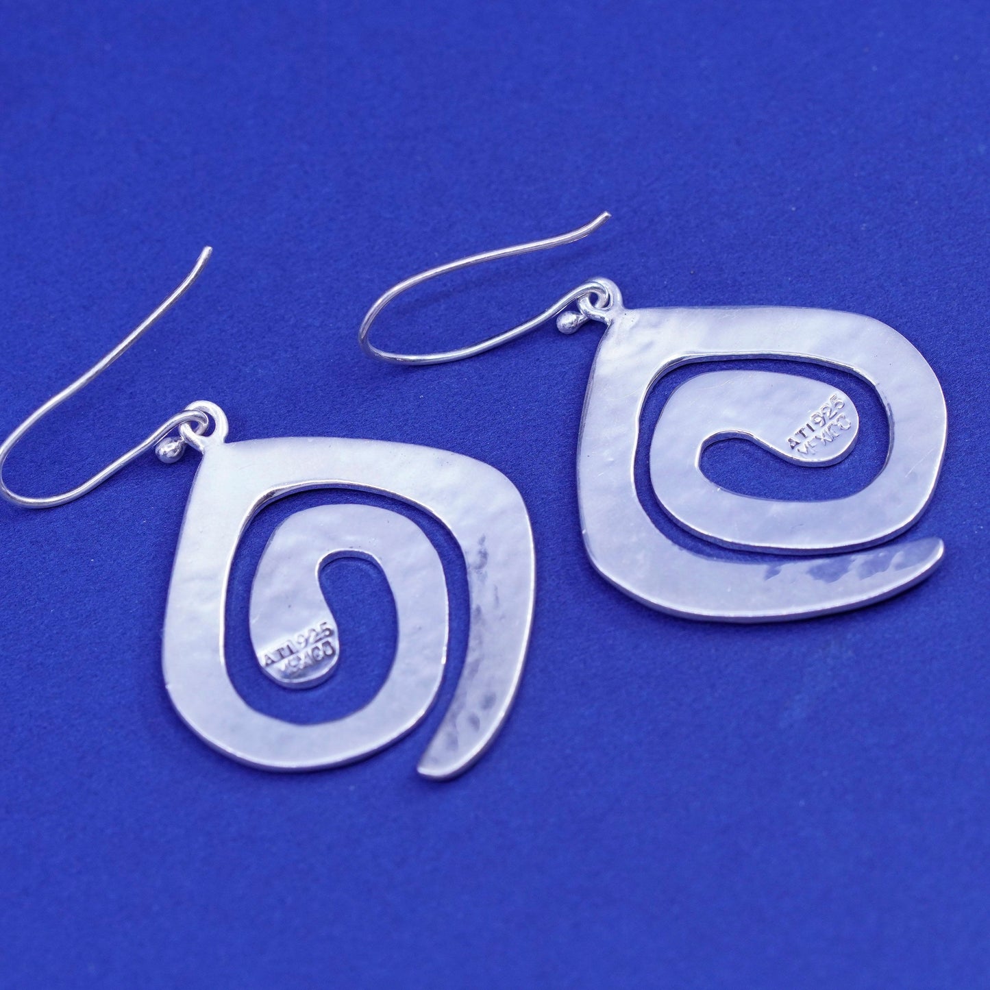 Vintage Sterling Silver handmade Earrings. Hammered 925 swirl dangles