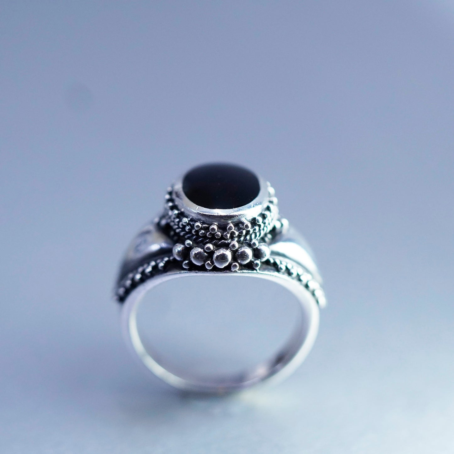 Size 7, vintage bali Sterling 925 silver handmade ring with onyx and beads