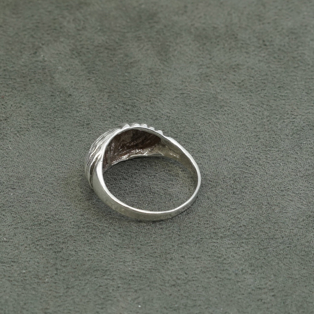 sz 8, vtg Sterling silver handmade ring, 925 ribbed band, minimalist