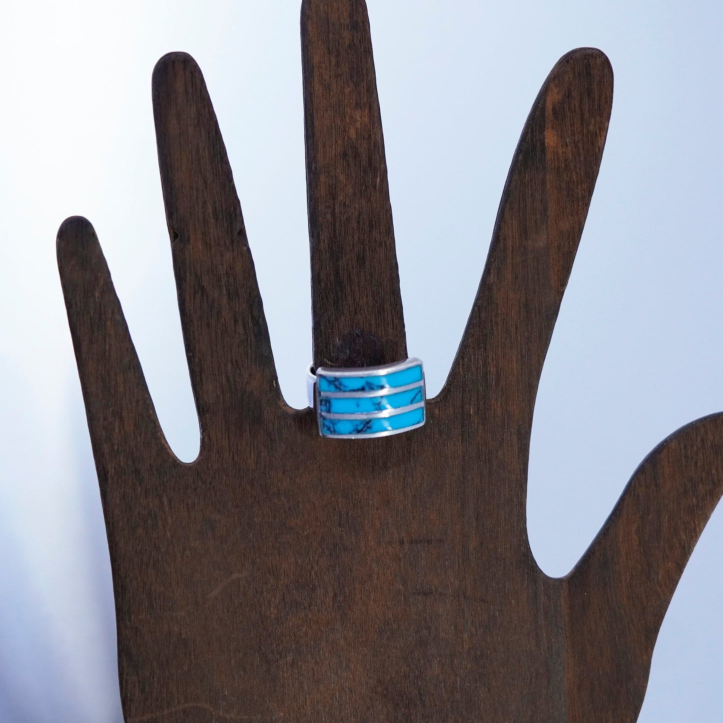 Size 8, Native American navajo Sterling 925 silver handmade ring with turquoise