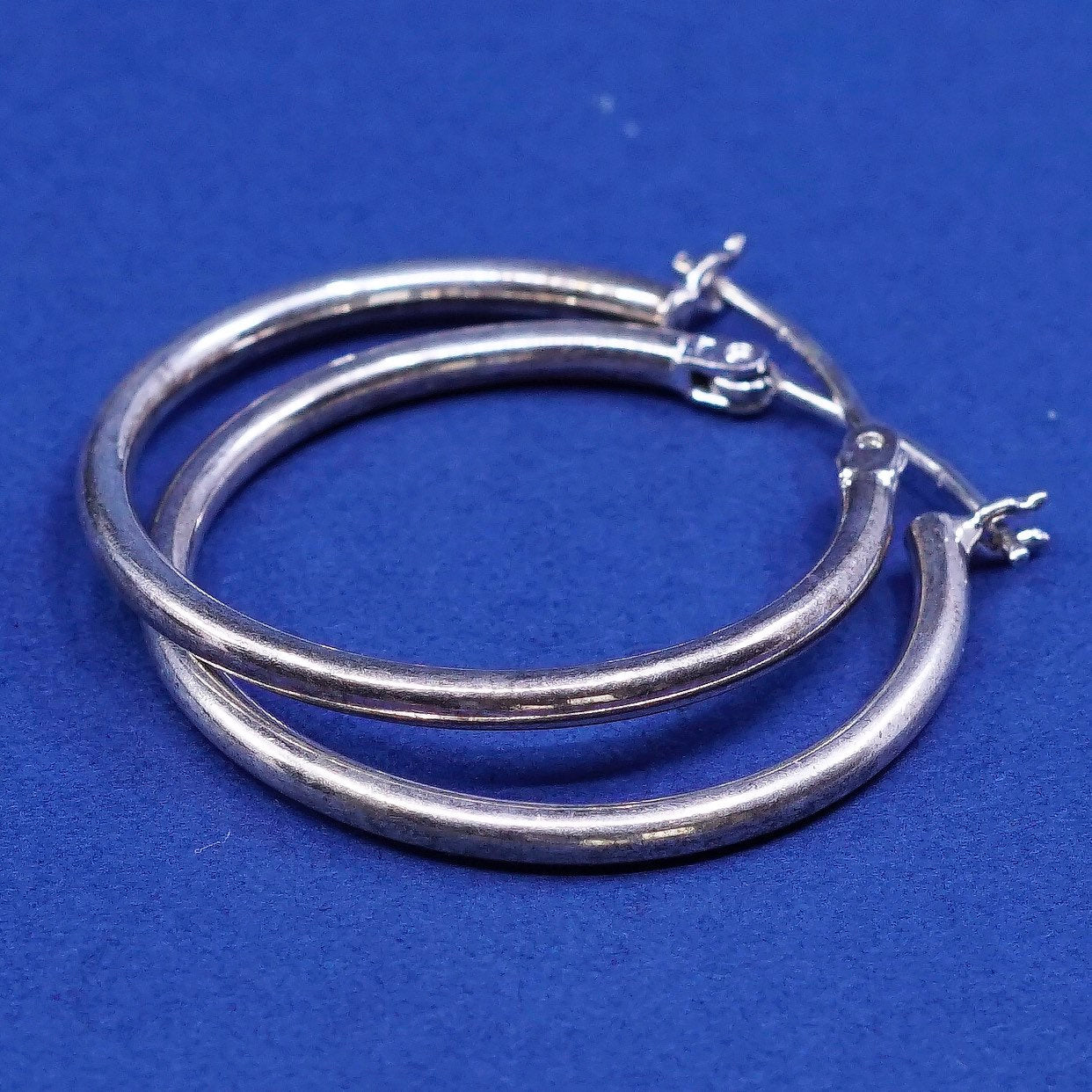 1.25", vtg Sterling silver handmade hoop earrings,925 huggie, stamped sterling