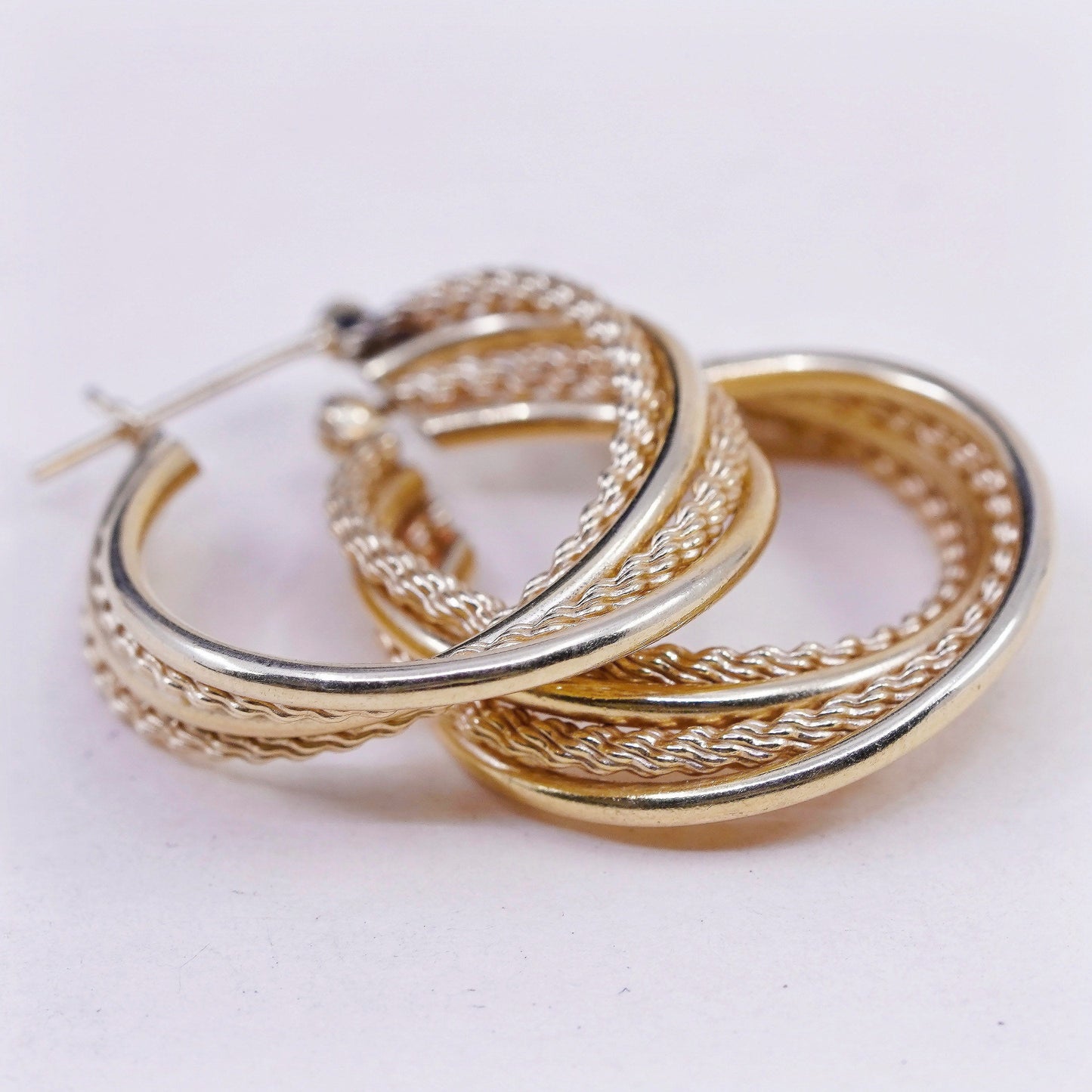 1.25”, 5.2g, Vintage real 14K gold hoops earrings, yellow gold entwined huggie