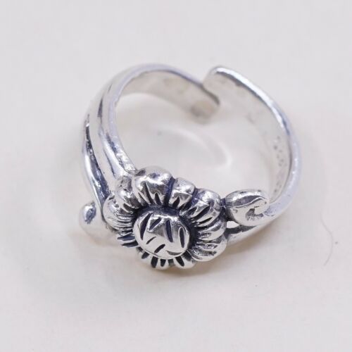Size 1, Vtg Sterling Silver handmade open end Ring. 925 Daisy Flower Band