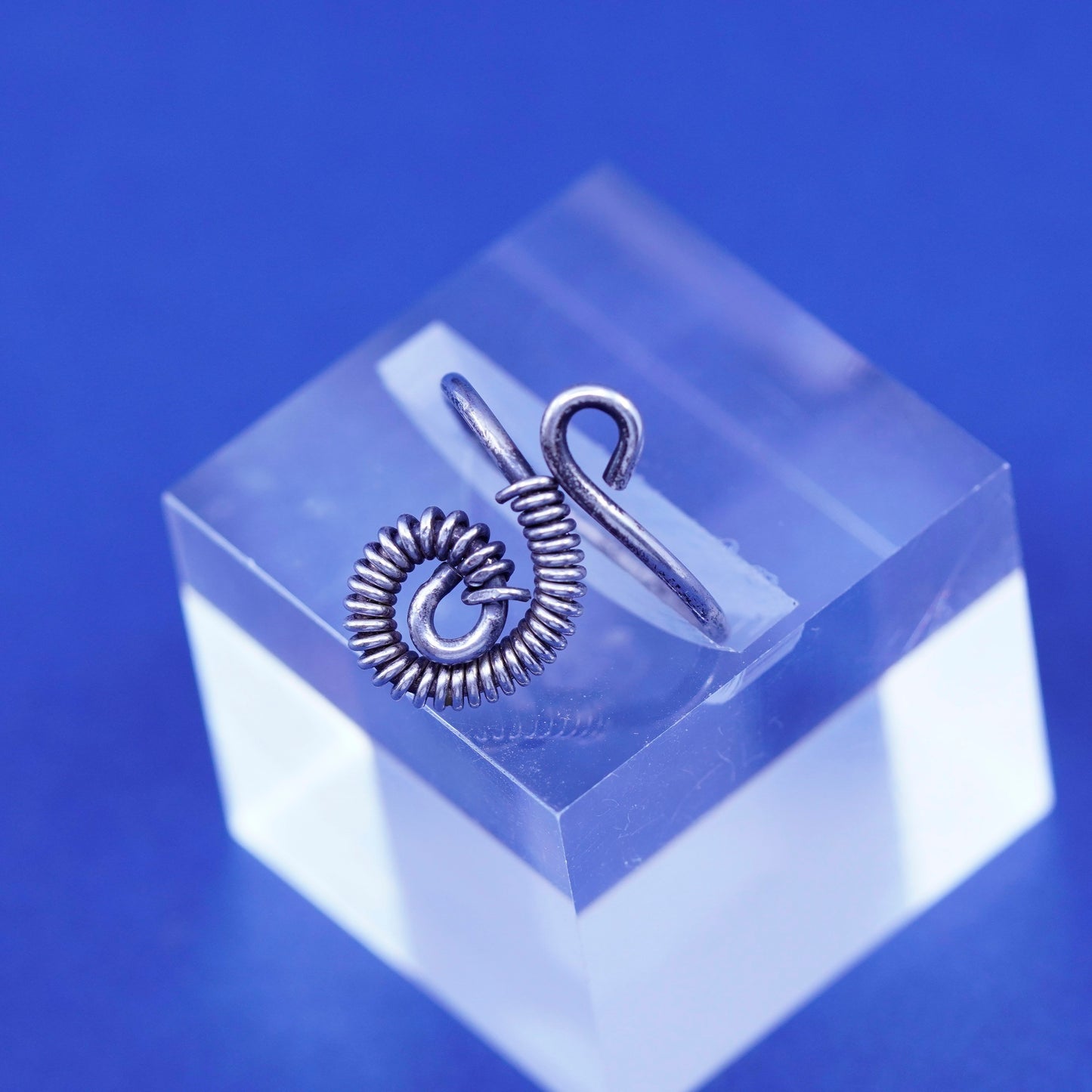 Size adjustable, vintage Sterling silver handmade ring, 925 wide swirly band