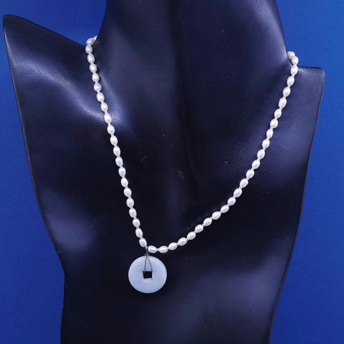 14", vtg Sterling silver handmade necklace, 925 clasp w/ pear N jade pendant
