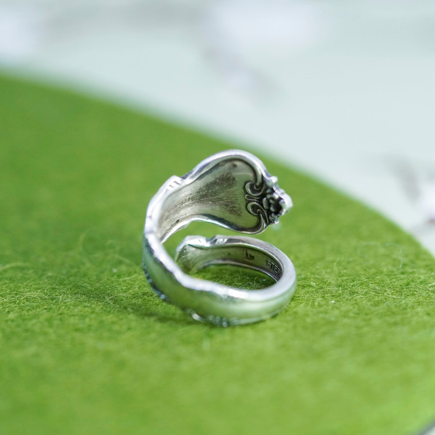 Size 6.25, Vintage Sterling 925 silver handmade spoon wrap ring