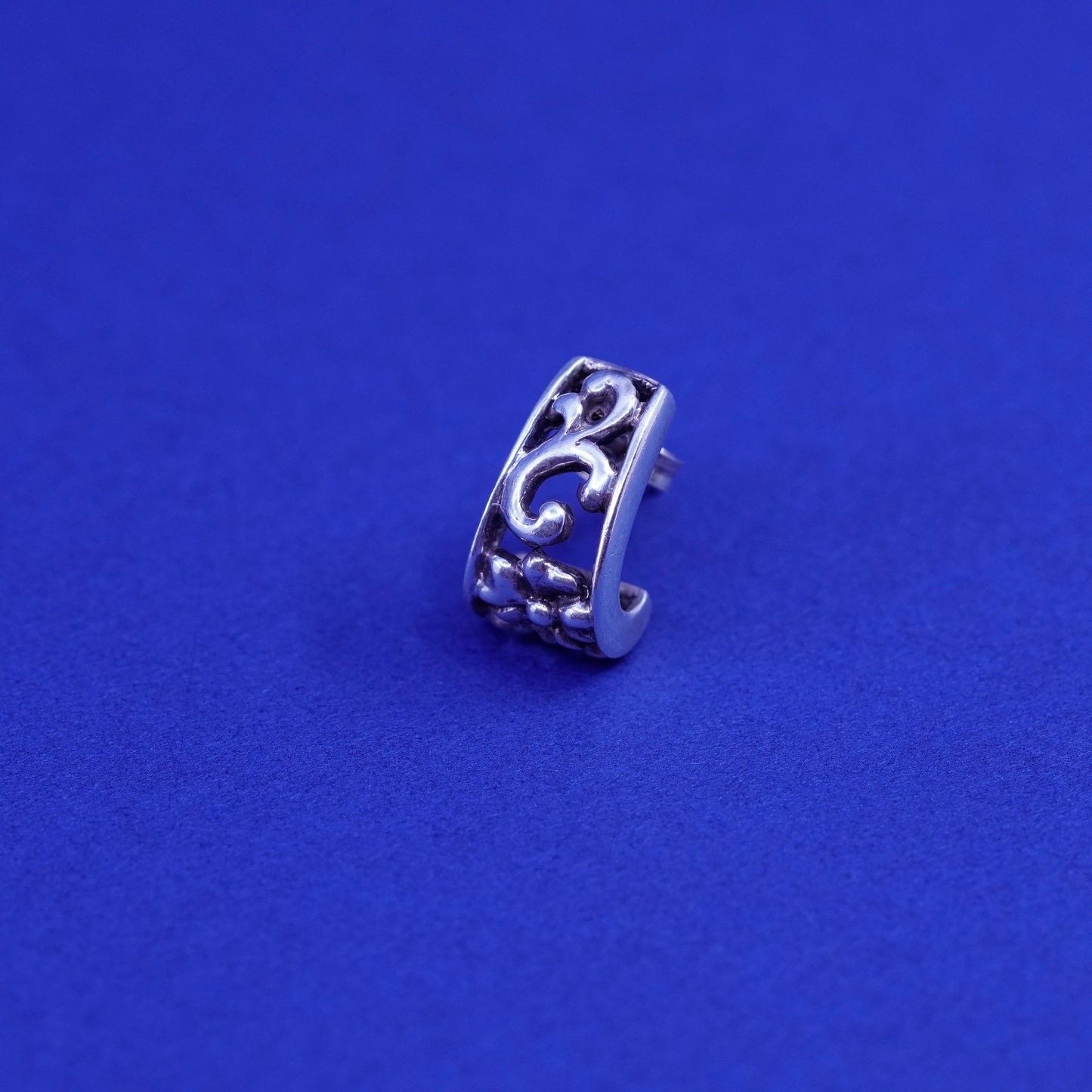 0.5”, Vintage Sterling silver handmade earrings, 925 Huggie studs with filigree