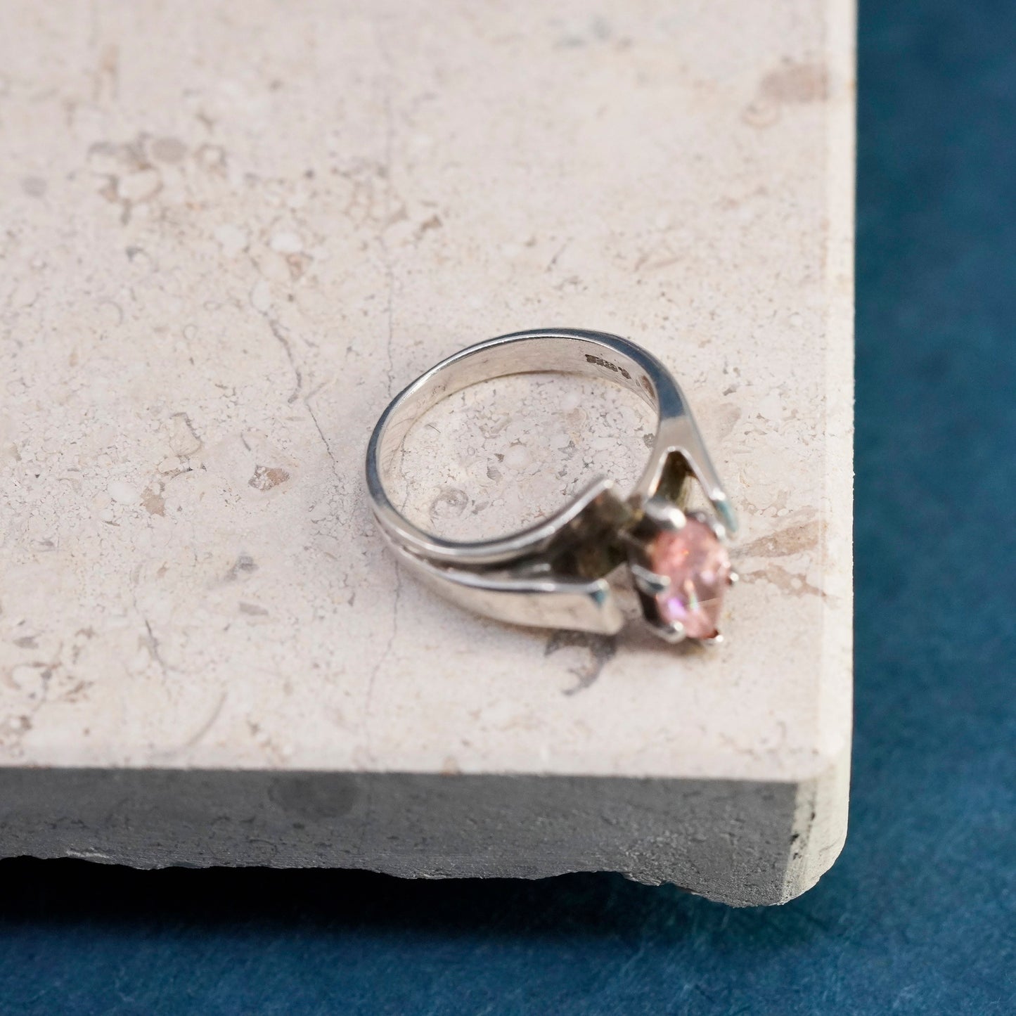 Size 6.25, vintage Sterling 925 silver handmade ring with pink crystal