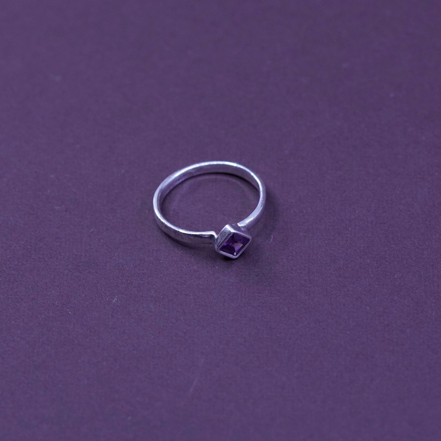Size 7, Sterling 925 silver handmade stackable band ring with square amethyst