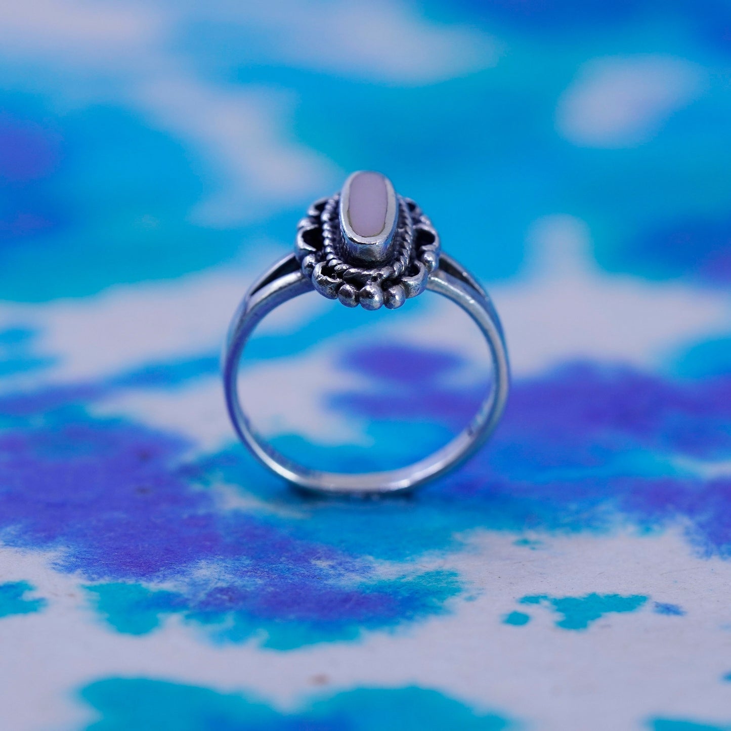 Size 7, vintage sterling 925 silver handmade ring with mother of pearl beads