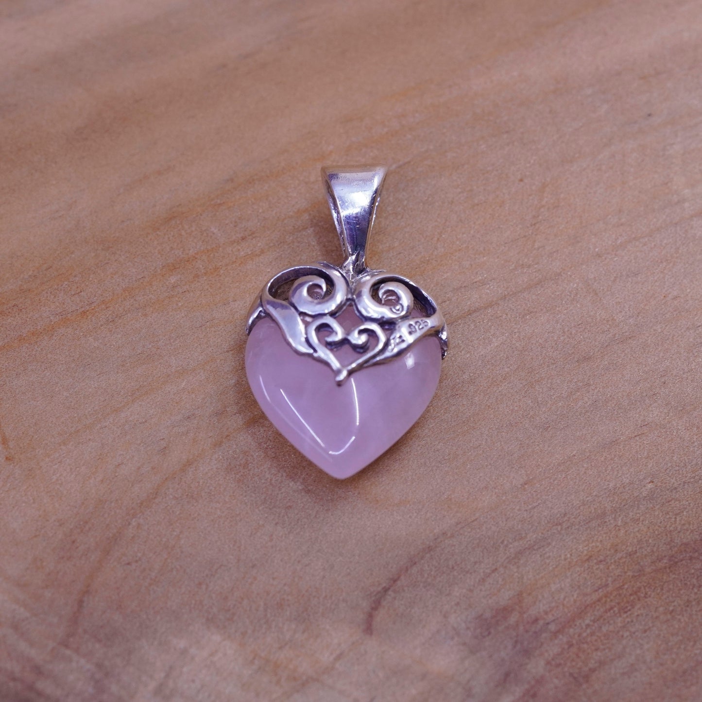 Vintage Sterling 925 silver handmade pendant with pink heart quartz