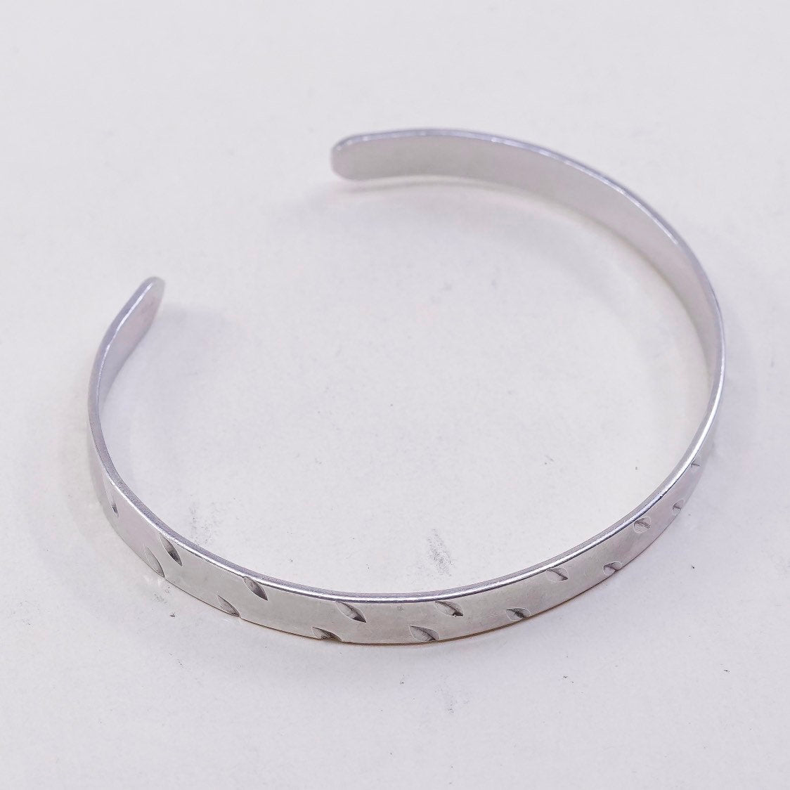 6.75”, vtg southwestern Sterling silver bracelet, modern handmade 925 cuff