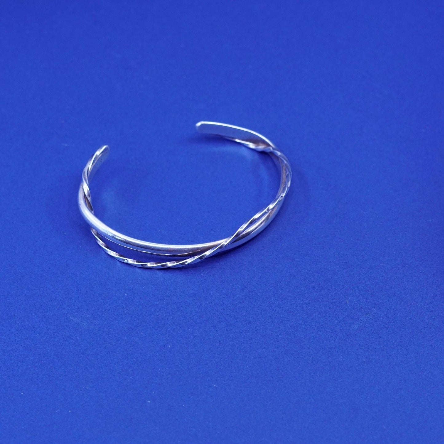 7”, Native American sterling silver handmade bracelet, 925 twisted cable cuff