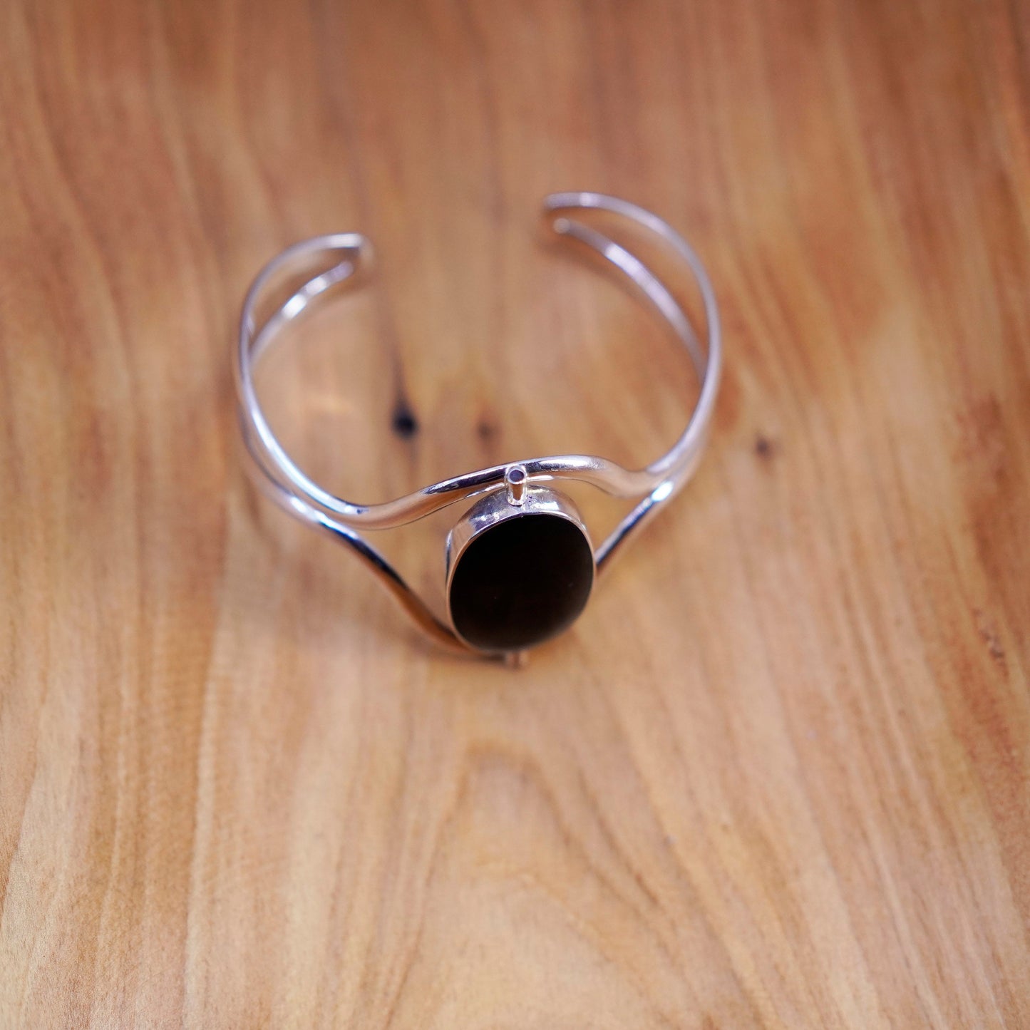 6.75”, Vintage sterling 925 silver handmade bracelet with abalone onyx Inlay