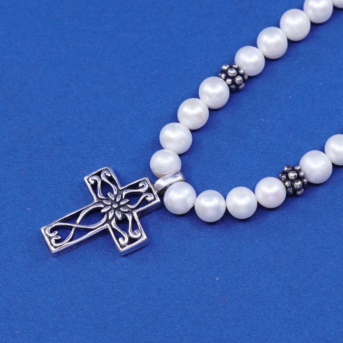 18", vtg Sterling silver handmade necklace, 925 cross pendant and pearl beads
