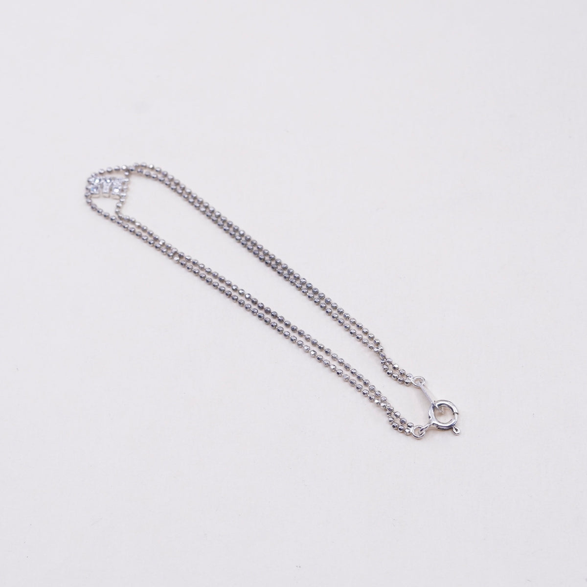 7”, 1mm, vtg sterling silver bracelet, double 925 beads with initial E and Cz