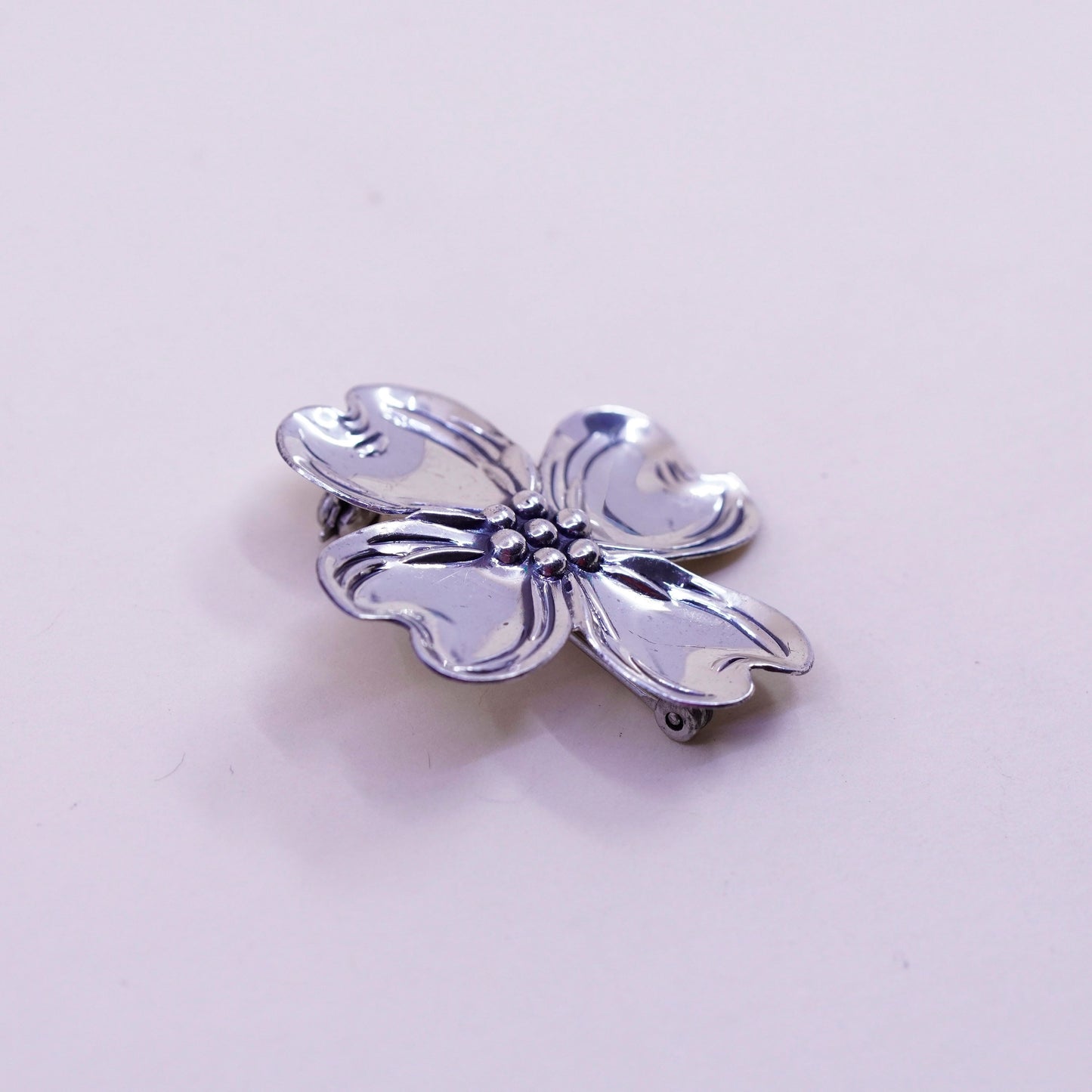 Vintage sterling silver dogwood flower shaped brooch, 925 pin