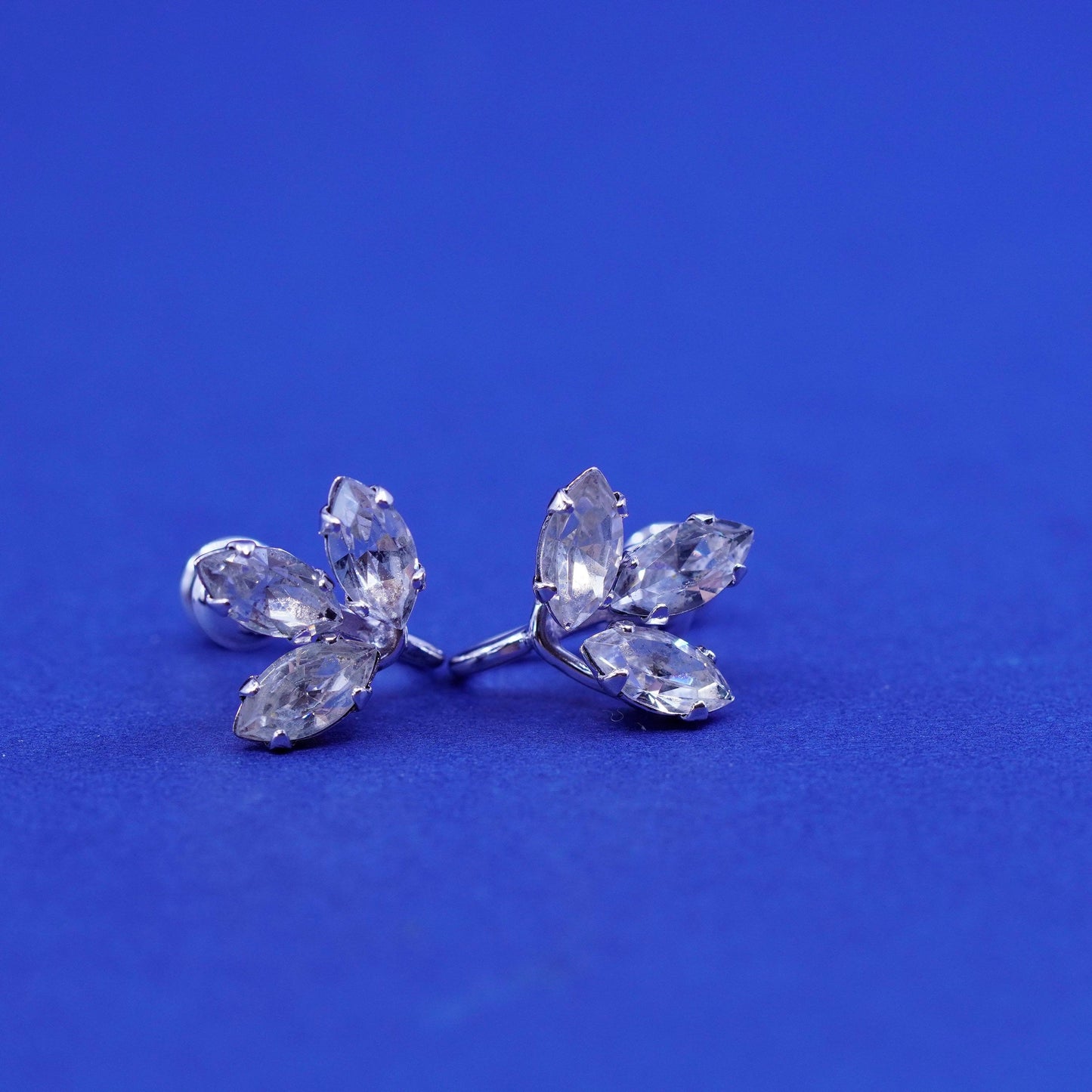 Vintage vandell Sterling 925 silver screw back earrings with clear Rhinestone