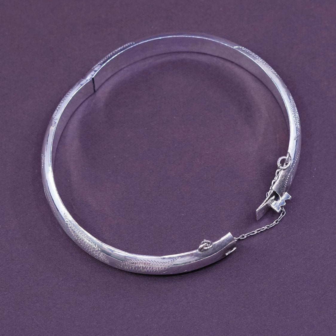 7.25", vtg Sterling silver handmade bracelet, 925 hinged bangle w/ secure chain