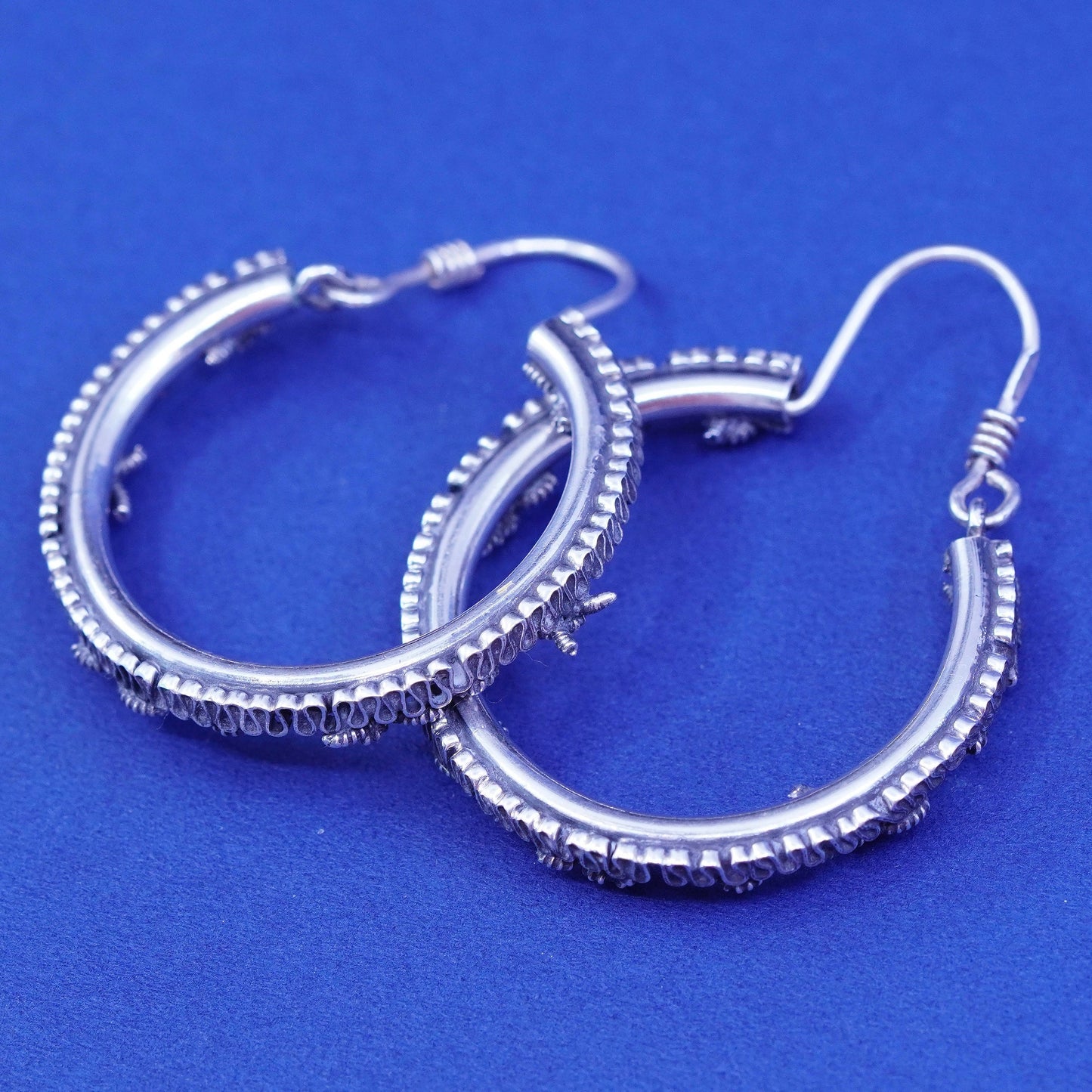 1.5”, Vintage Sterling silver handmade earrings, bali wired 925 hoops