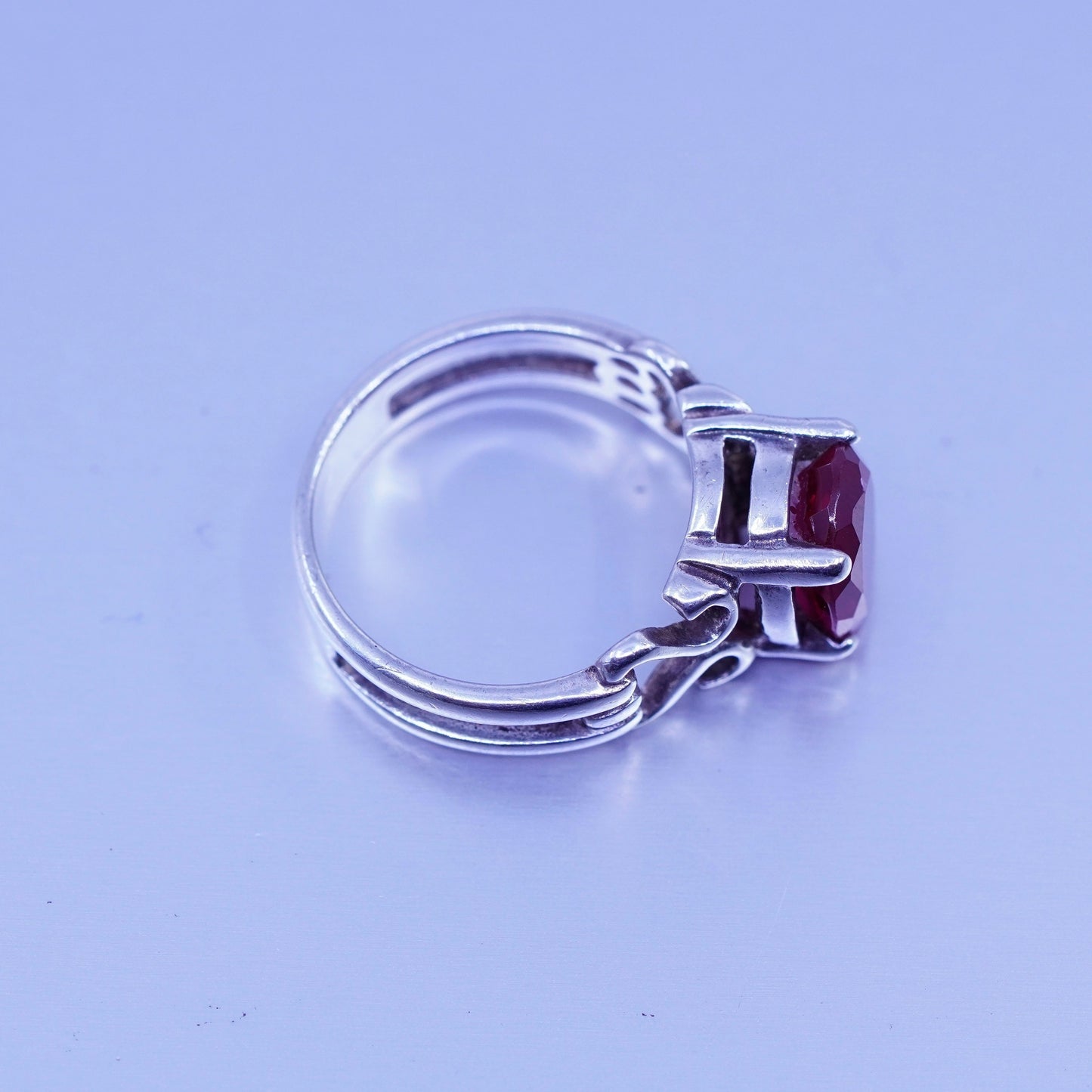 Size 7, vintage Sterling 925 silver filigree ring with ruby