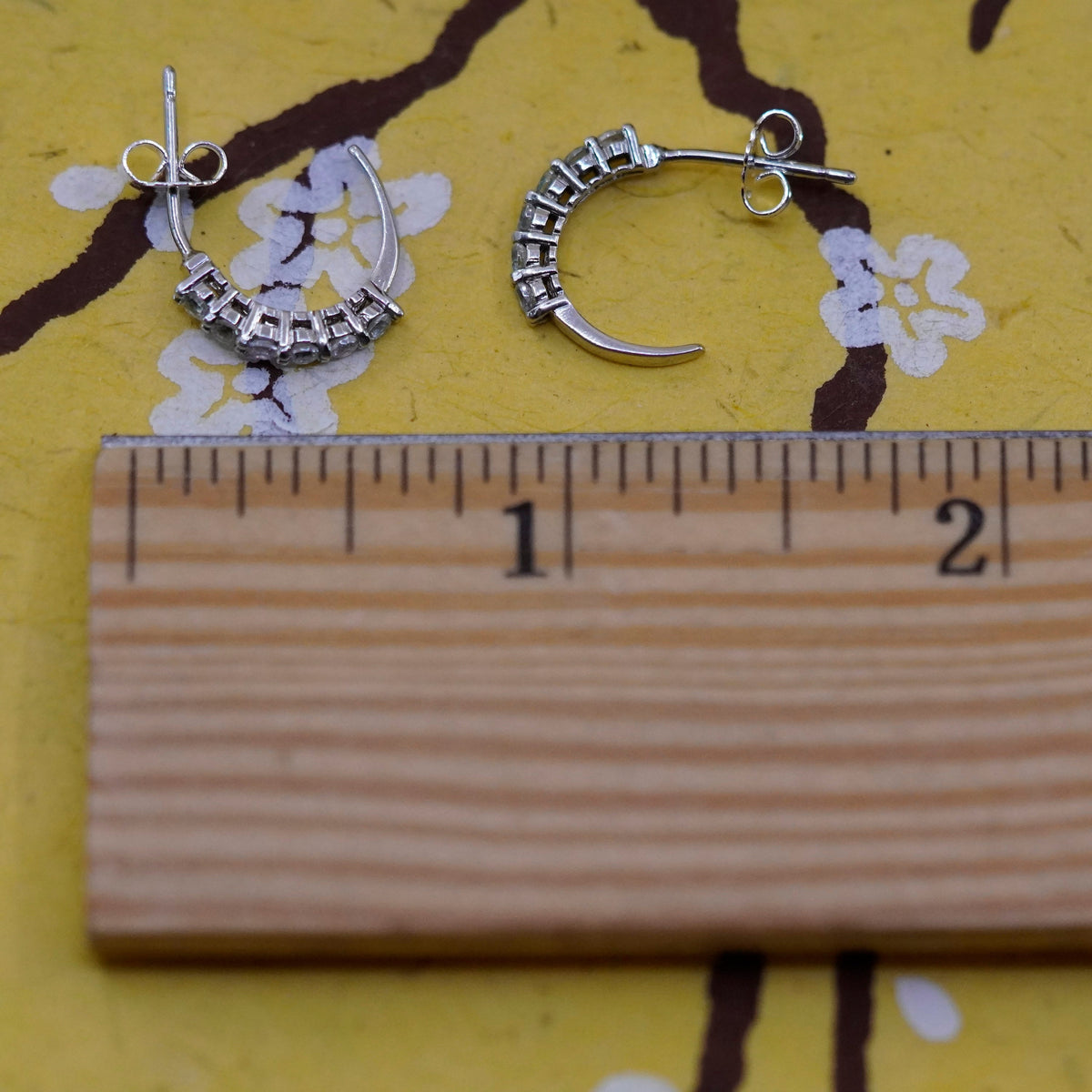 Vintage Sterling 925 silver huggie studs earrings with clear Cz