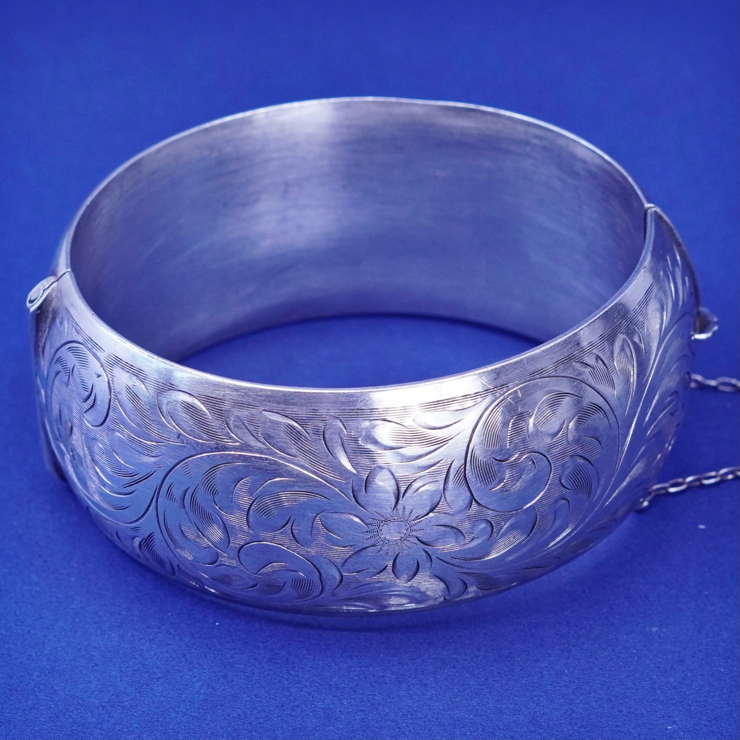 7”, RARE sterling silver handmade bracelet, 925 hinged floral textured bangle