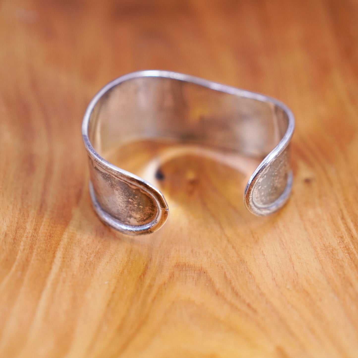 6.25”, Vintage Mexico Sterling silver handmade bracelet, wavy 925 cuff