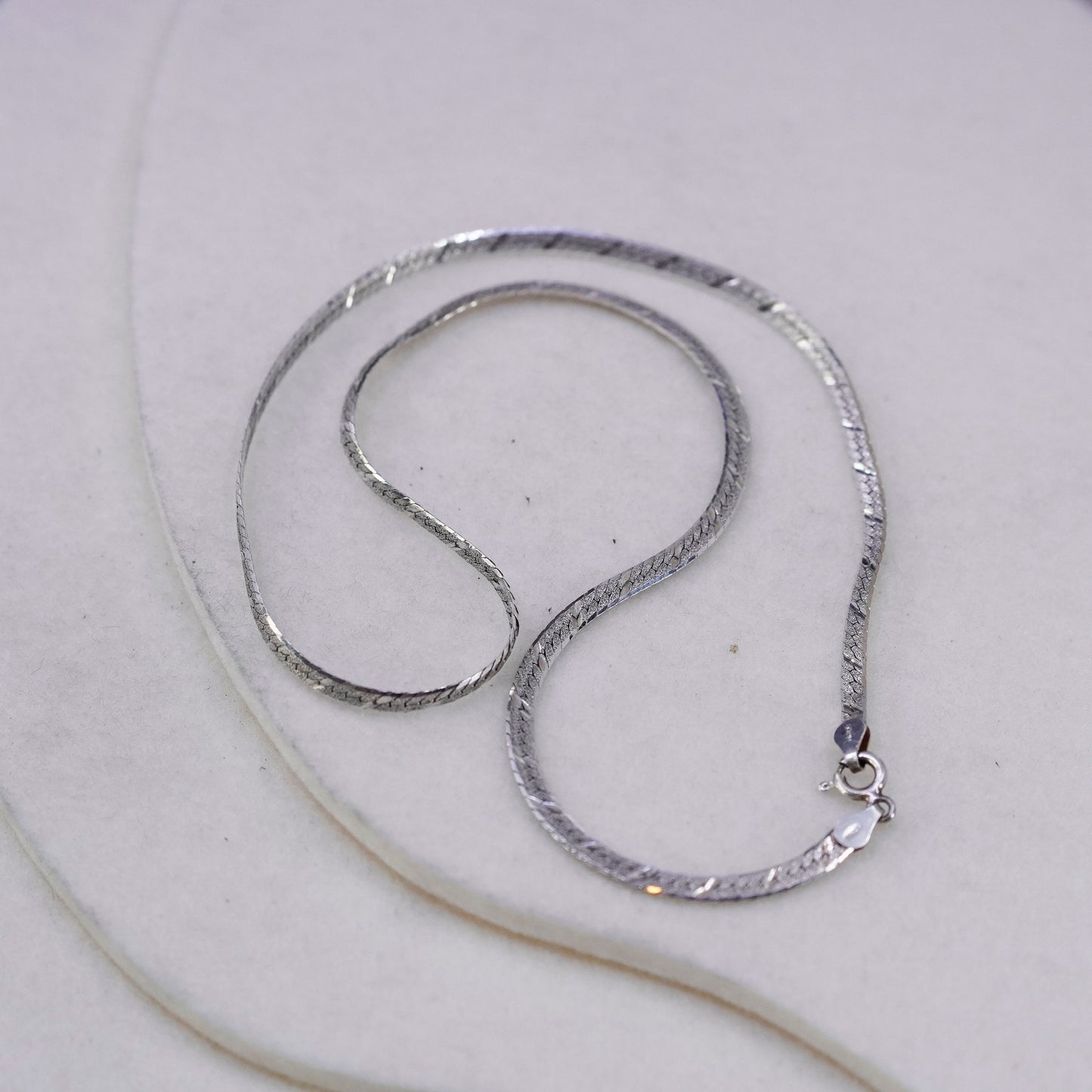 18” 4mm, vintage Italy Sterling 925 silver textured herringbone chain necklace