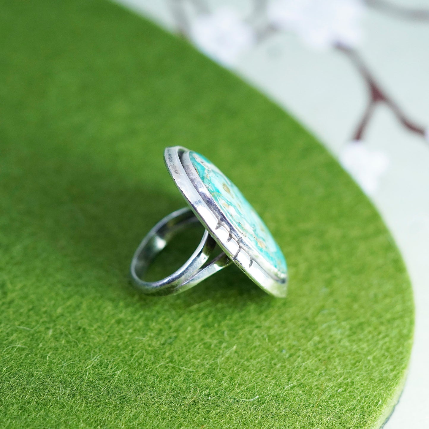 Size 5.75, Vintage sterling 925 silver handmade ring with oval shaped turquoise