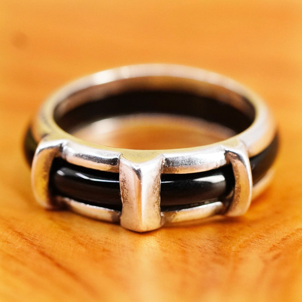 Size 7, vintage Sterling 925 silver handmade stackable band ring with obsidian