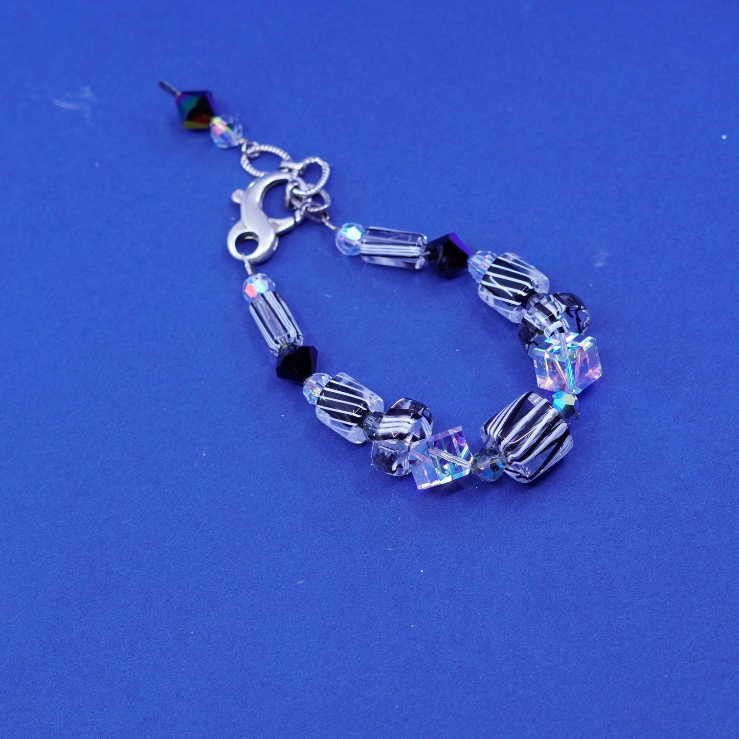 5.75+1”, Vintage handmade sterling silver bracelet with black glass beads