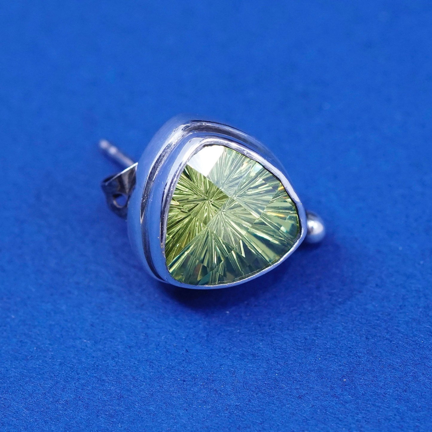 Vintage mega shiny sterling silver handmade earrings, 925 studs with peridot