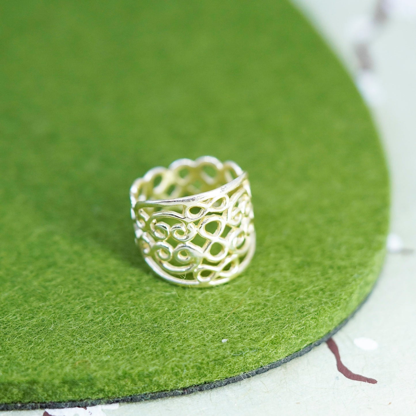 Size 7.75, vintage Sterling silver handmade ring, filigree 925 band