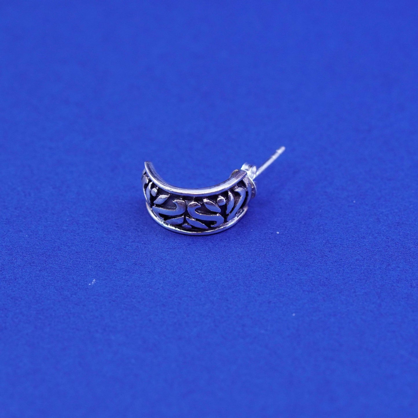 0.5”, Vintage Sterling silver handmade earrings, 925 Huggie studs with filigree