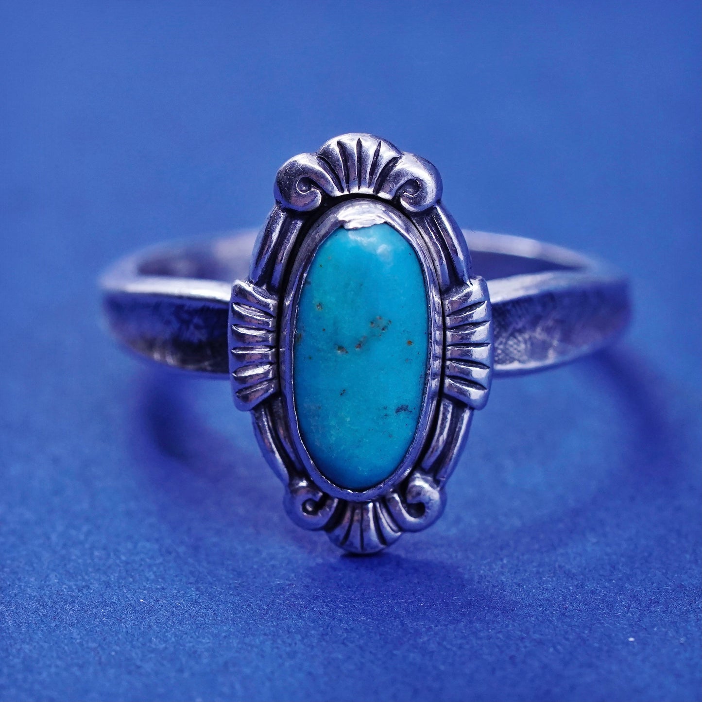Size 8.25, bell trading post Sterling 925 silver handmade ring, Native American